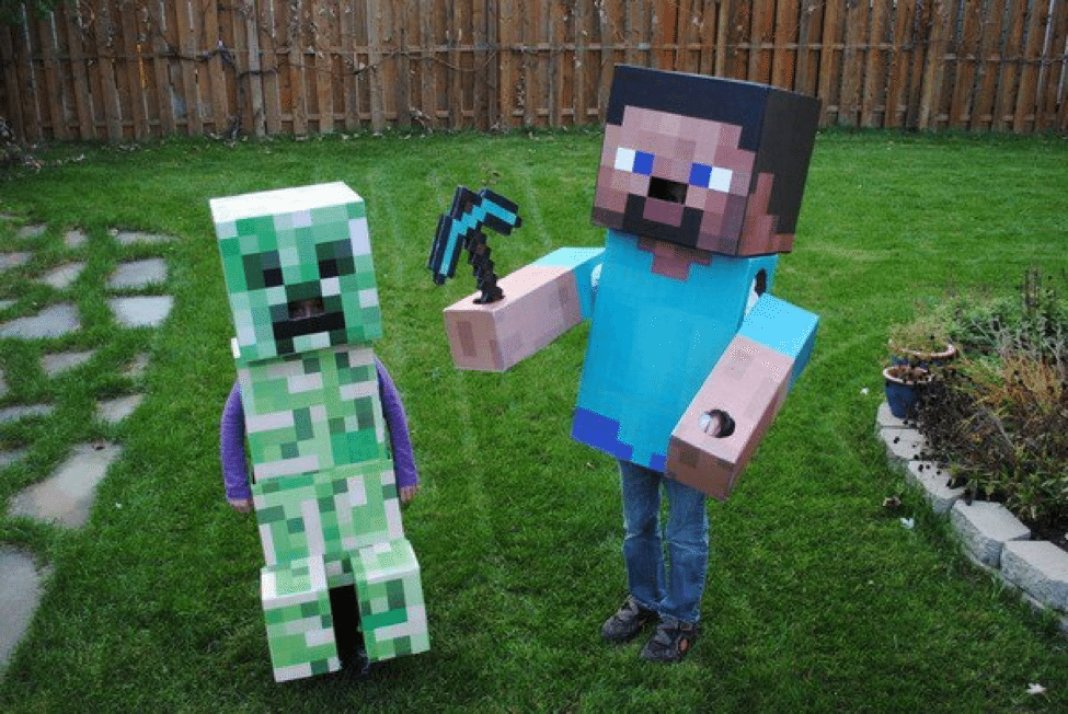 Minecraft costume  Minecraft costumes, Family costumes, Minecraft  halloween costume