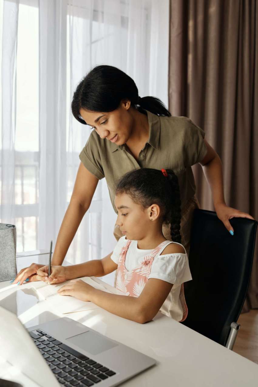 child at computer